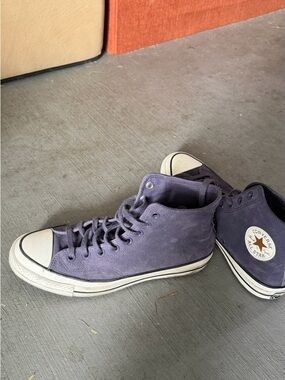 Converse High Top Sneakers in Purple Size 9